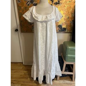 KYs Made in Hawaii Long White Cotton Muumuu Hawaiian Dress On or Off Shoulder XL